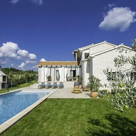 Vila Deklevi Sleeps 10 Pool Air Con Wifi *